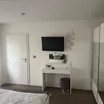 Melanie 300 Meter Zur Therme Apartman