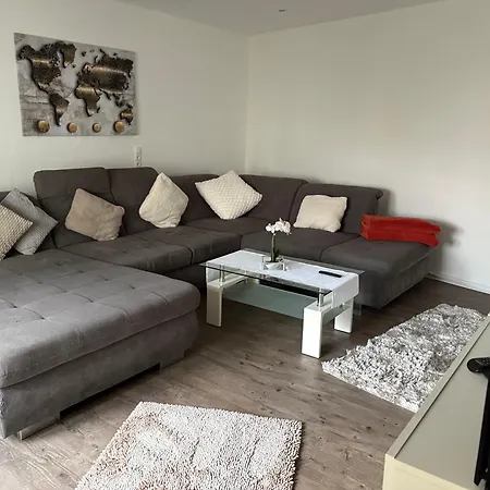 Melanie 300 Meter Zur Therme 아파트 *