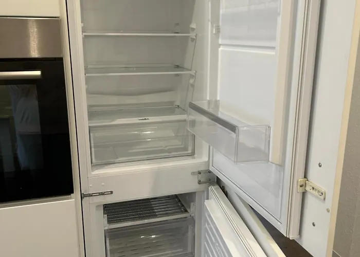 Melanie 300 Meter Zur Therme