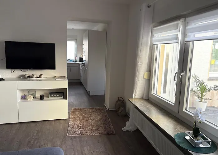 Melanie 300 Meter Zur Therme