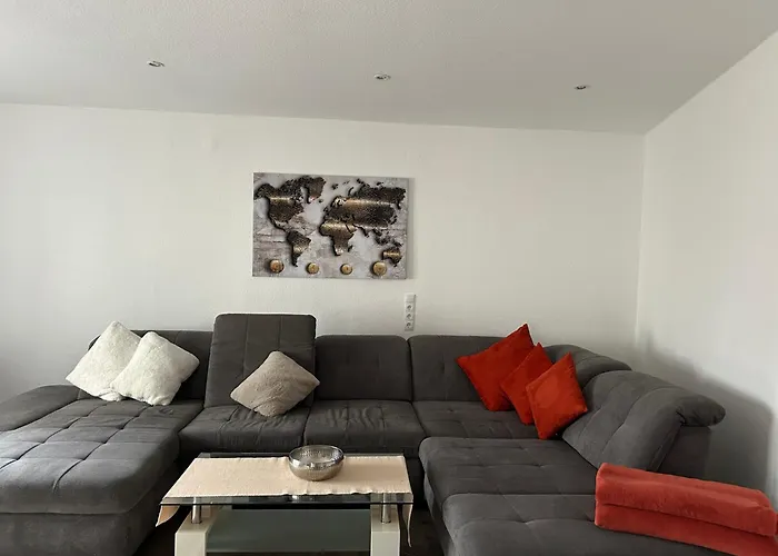 Melanie 300 Meter Zur Therme *