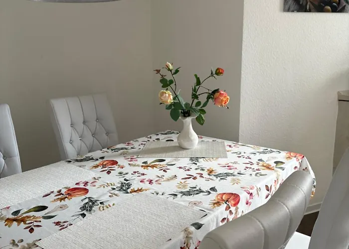 Melanie 300 Meter Zur Therme 公寓 *